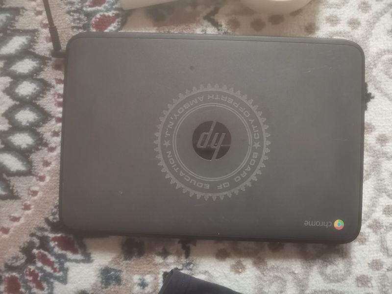 Netbuk HP chromebook 11 G5 EE 128gb modeli sotiladi