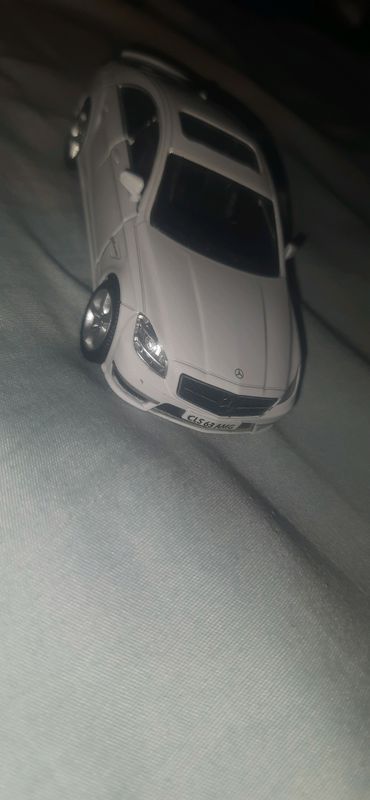 cls 63 amg ranqi oq temrli moshin narxi 300 ming cls 63 amg ranqi oq temrli moshin narxi 300 ming