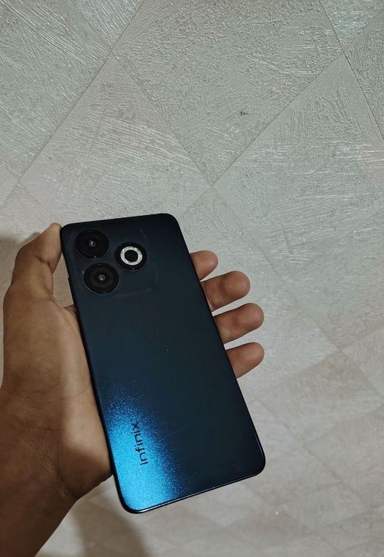 Infinix smart 8