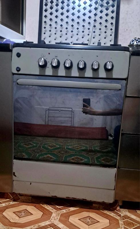 Газ плита сотилади