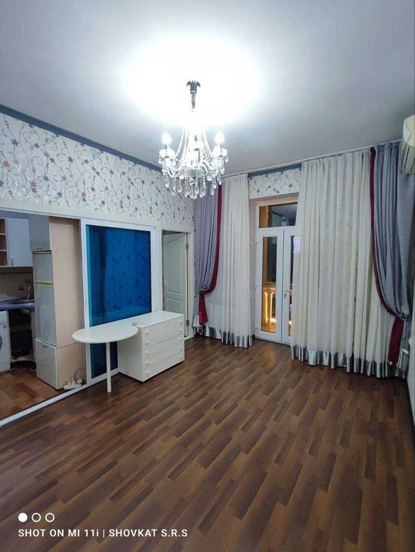 Квартира 1в2/3/4, 33 м², Нукусская, Моштабиб, ор-р батик Гламур