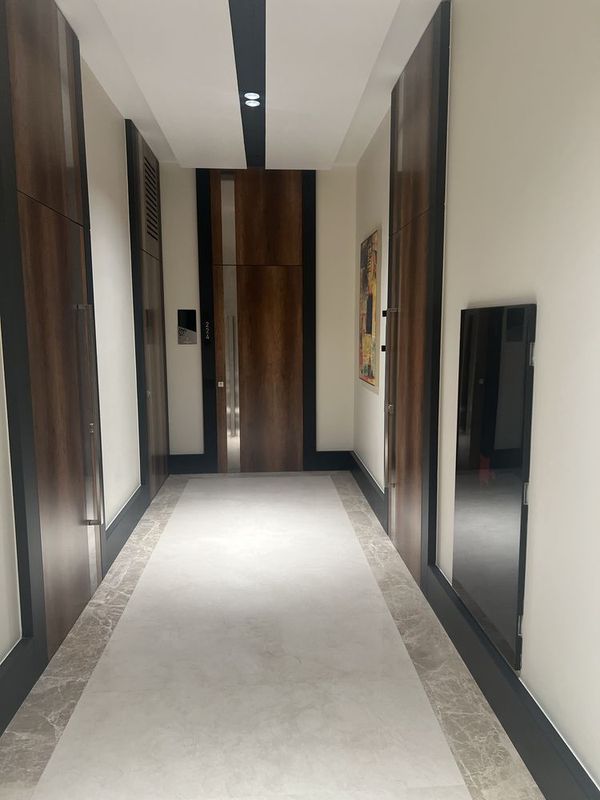 Сдаётся офис 87 м² в PIRAMID TOWER, 17 этаж, без ремонта