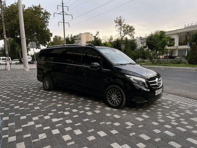 Mercedes Benz V class Exstralong Vito