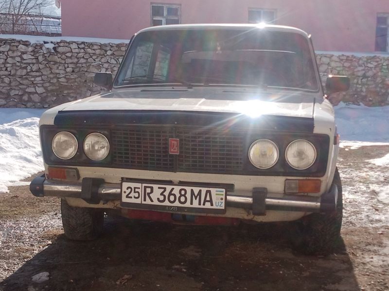 Vaz 2106 holati yaxshi mator karobka zoʻr xadavoyi qilingan 1991 yil