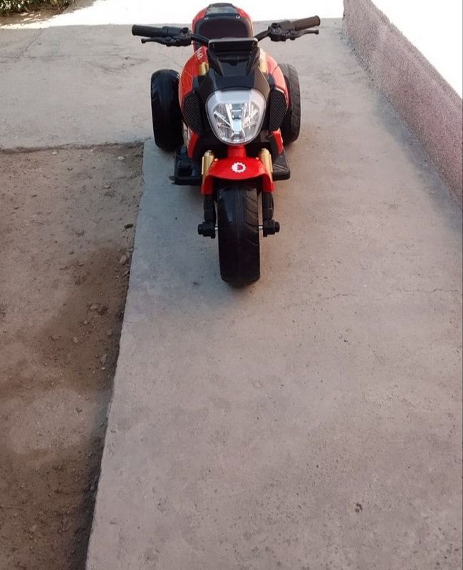 Motosikl yosh bollalar uchun Motosikl yosh bollalar uchun
