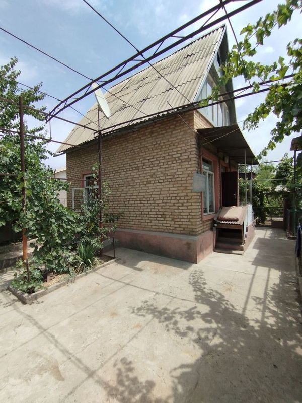 Продается дача, Паркент, 6 соток Продается дача, Паркент, 6 соток