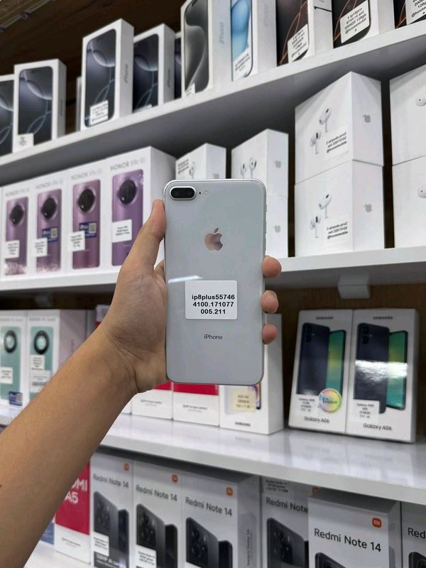 iPhone 8+ iPhone 8+