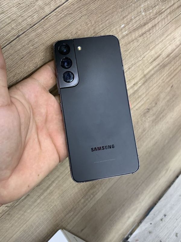 Samsung s22 ishlashi zor 256 gb