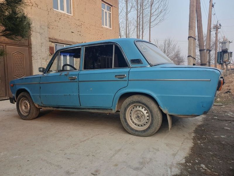 Vaz 2106 сотилади