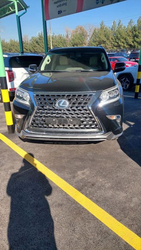 seochna lexus qora