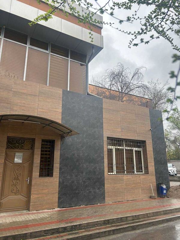 Под офис готовый бизнес с арендаторами 621 кв.м, Центр Под офис готовый бизнес с арендаторами 621 кв.м, Центр