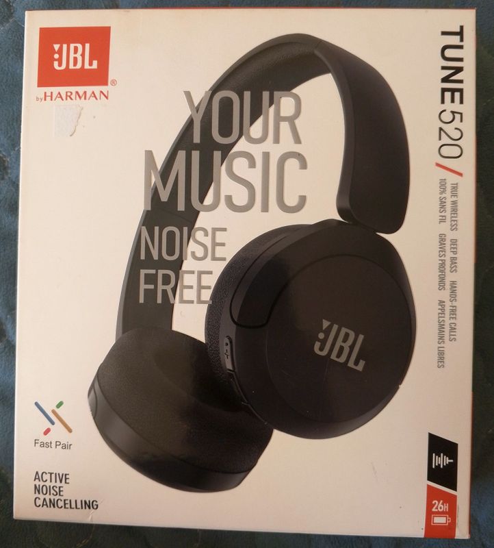 Bluetooth наушник сатылады.