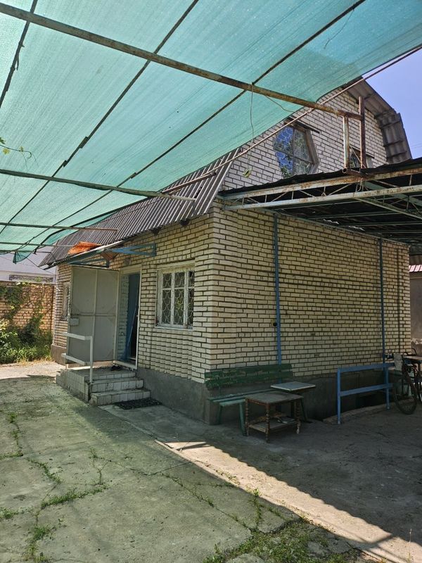 O'zimga tegishli dacha zudlik bilan sotaman 12 sotix o'rtasaroy oldida O'zimga tegishli dacha zudlik bilan sotaman 12 sotix o'rtasaroy oldida