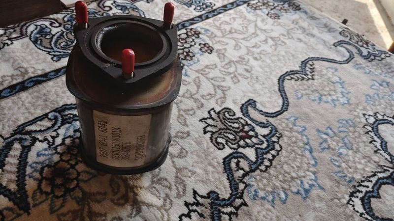 Продаётся катализатор Продаётся катализатор