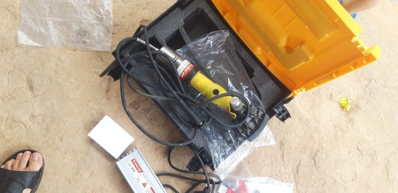 Qoy yungini olish uchun elektron mashika Qoy yungini olish uchun elektron mashika