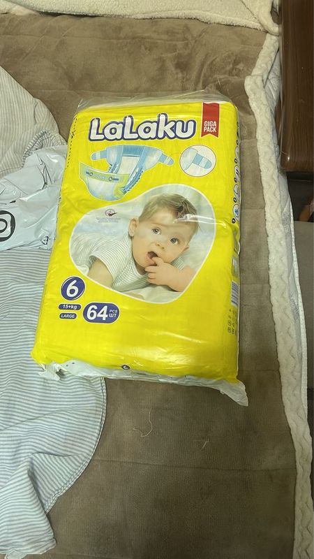 Продам памперсы 6