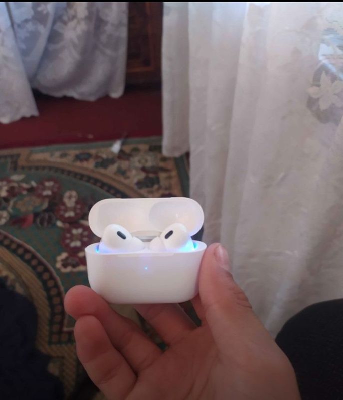 AirPods 2 Satiladi