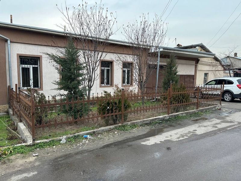 Продается дом на саракульке 6.8 соток Продается дом на саракульке 6.8 соток