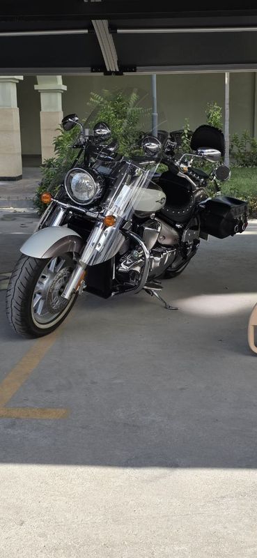 Suzuki Boulevard C 109 RT