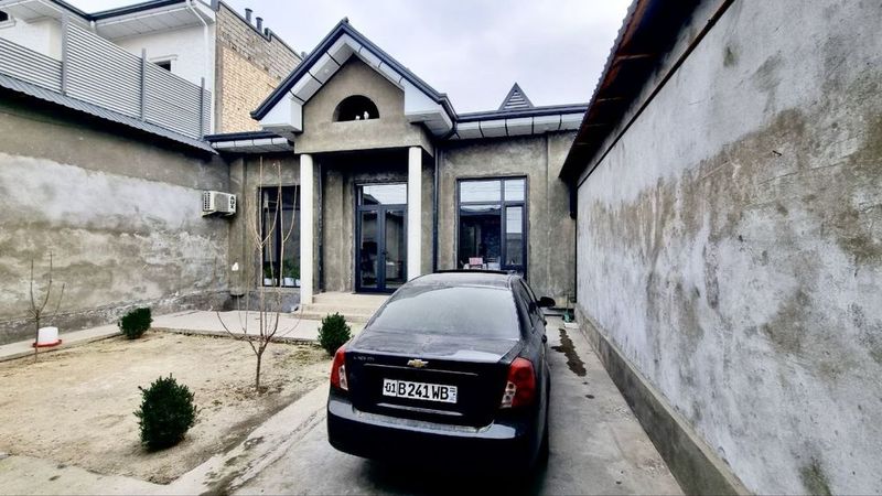 Uchaska/Xovli sotiladi srooochna!!! Ulgurib qolila Uchaska/Xovli sotiladi srooochna!!! Ulgurib qolila