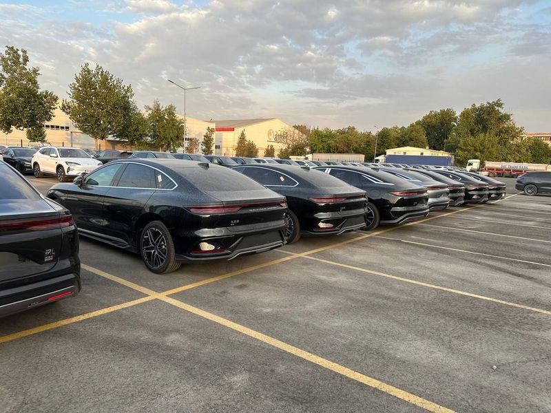 BYD Han Yengi moshina BYD Han Yengi moshina