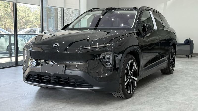Nio ES7 электромобиль 100кВтч батарея в наличии авто Nio ES7 электромобиль 100кВтч батарея в наличии авто