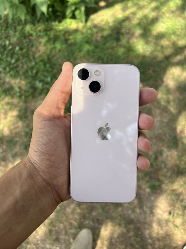 Iphone 13 sotiladi Iphone 13 sotiladi
