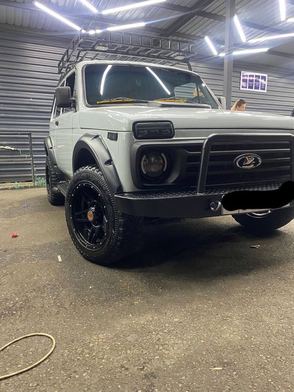 NIVA 1990 4X4 sotiladi ozimiz un qilingan NIVA 1990 4X4 sotiladi ozimiz un qilingan