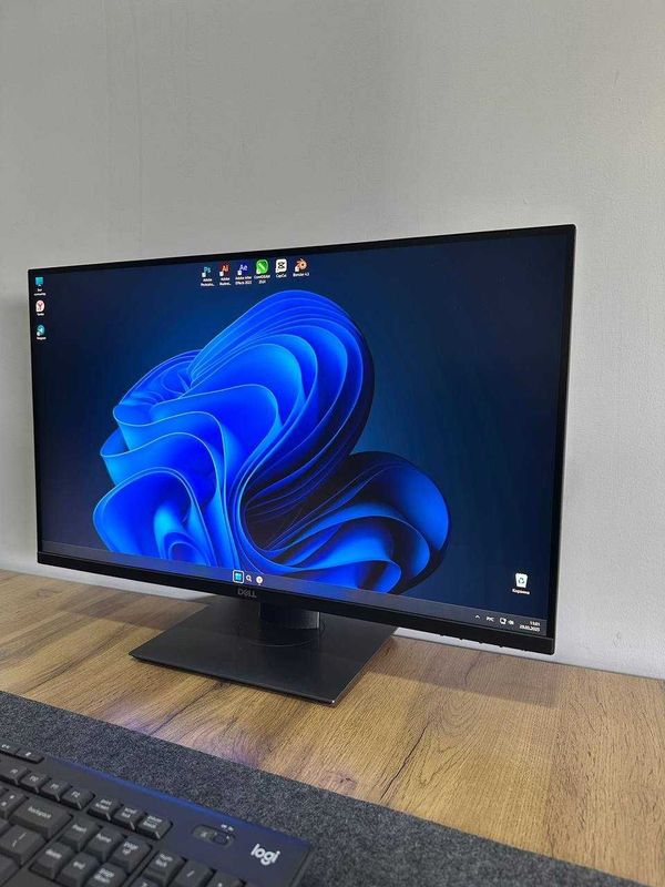 Монитор Dell 2720D "27" Монитор Dell 2720D "27"