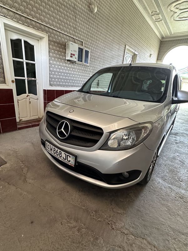 Mercedes Benz Citan W415