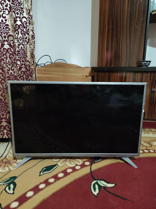 Shivaki smart tv