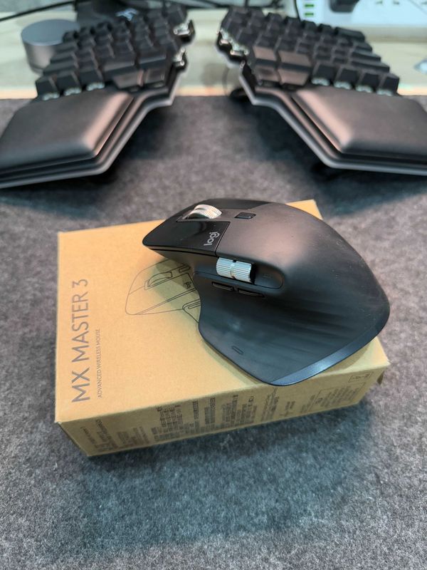 Продаю мышь Logitech MX Master 3 (Black)