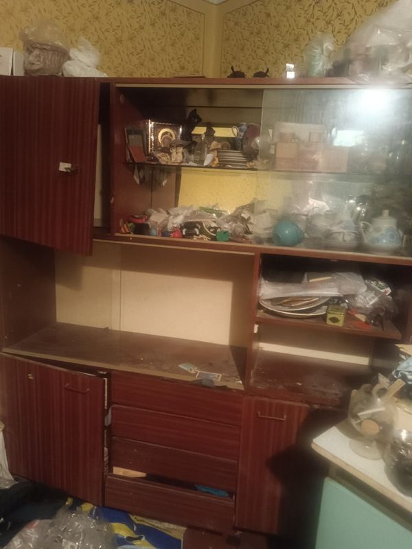 Продается советский сервант Продается советский сервант