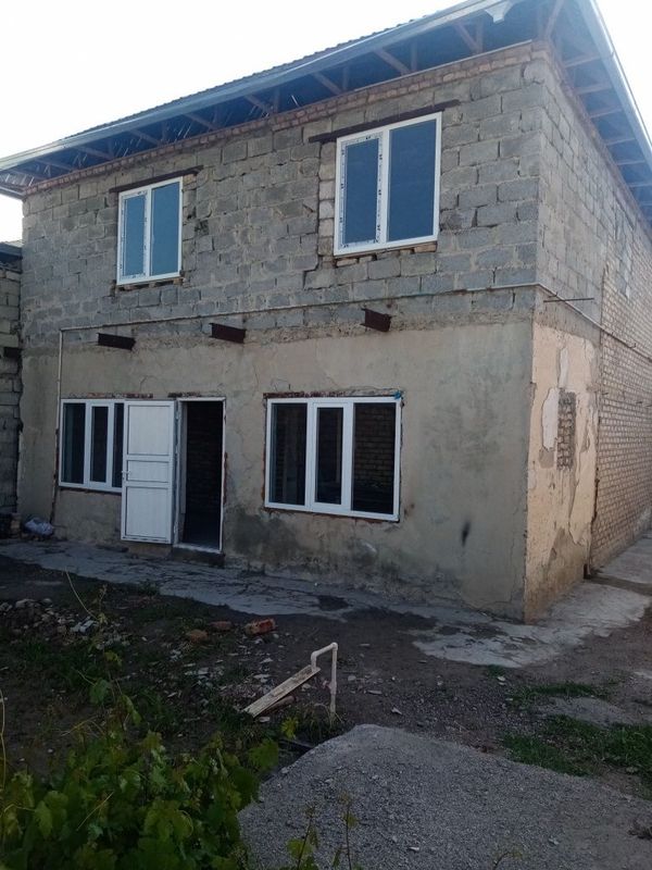 Спутникда ховли сотилади ёки квартирага алмаштирилади Спутникда ховли сотилади ёки квартирага алмаштирилади