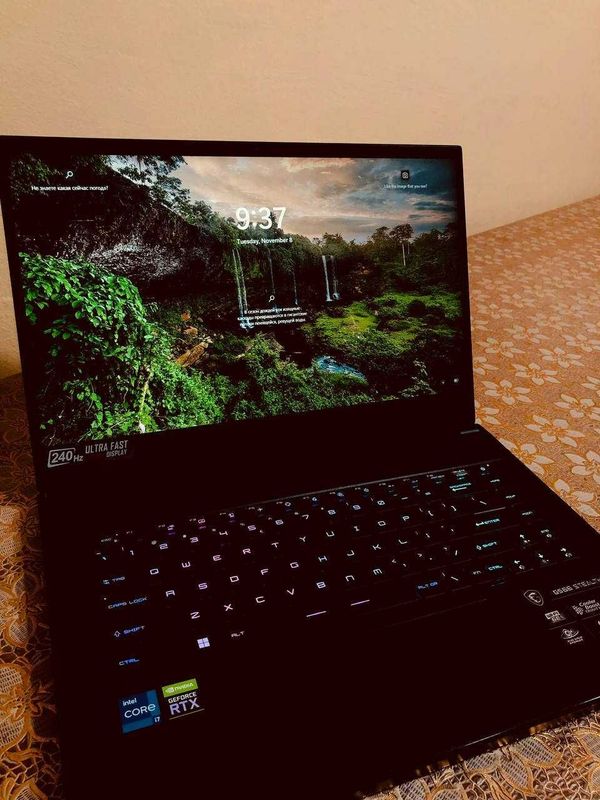 MSI GS66 Noutbook