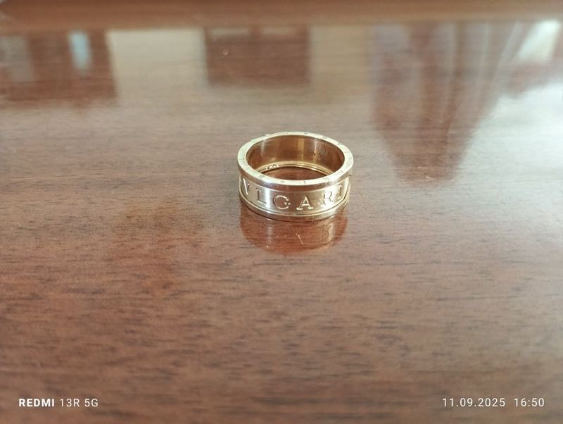 Tilla uzuk Bvlgari Cartier