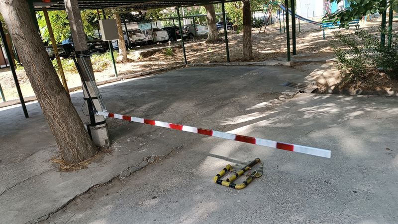 Шлагбаум на солнечных батареях Шлагбаум на солнечных батареях