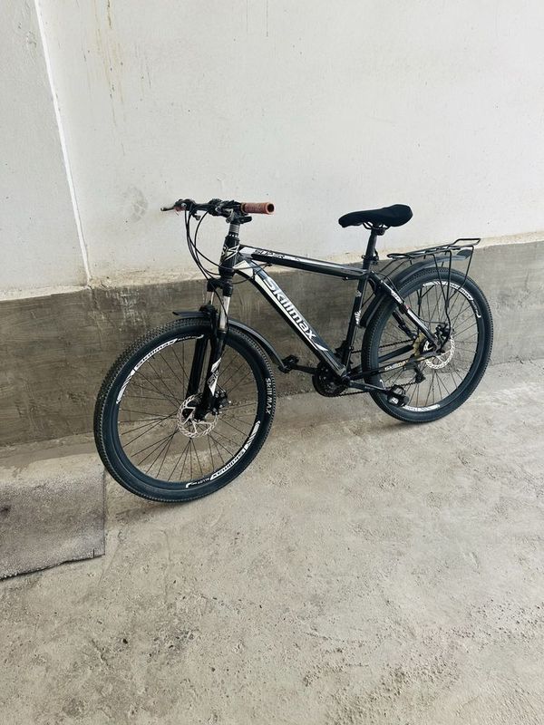 Velosiped sotiladi Velosiped sotiladi