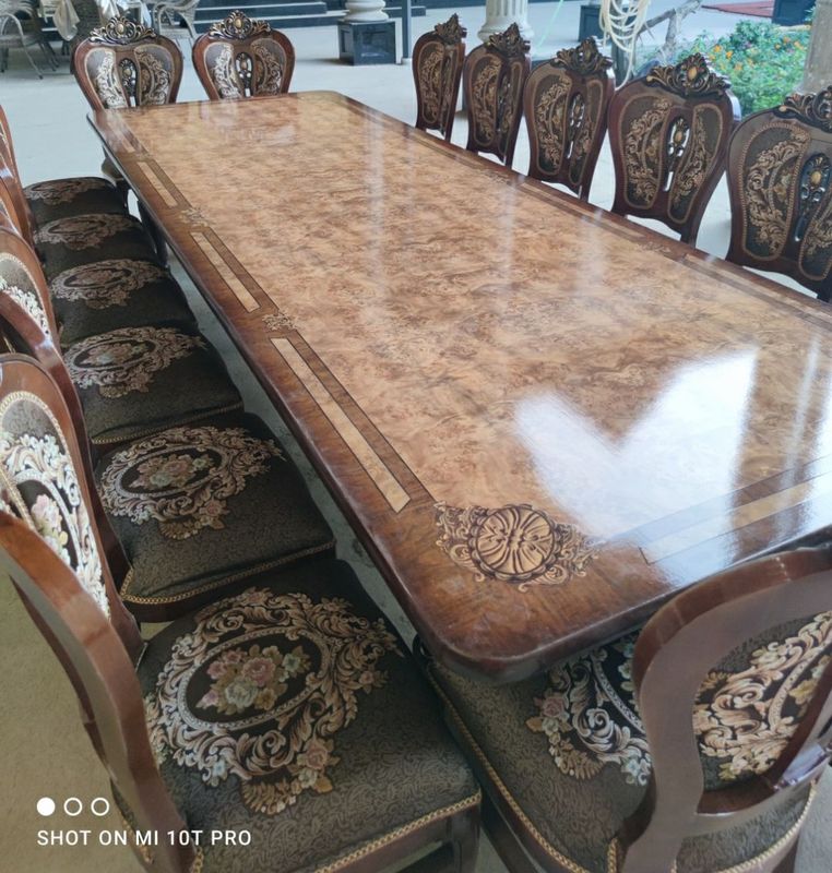 продам стол и стулья