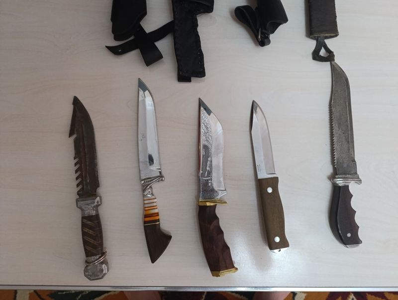 Pichoqlar donasi 400 mingdan