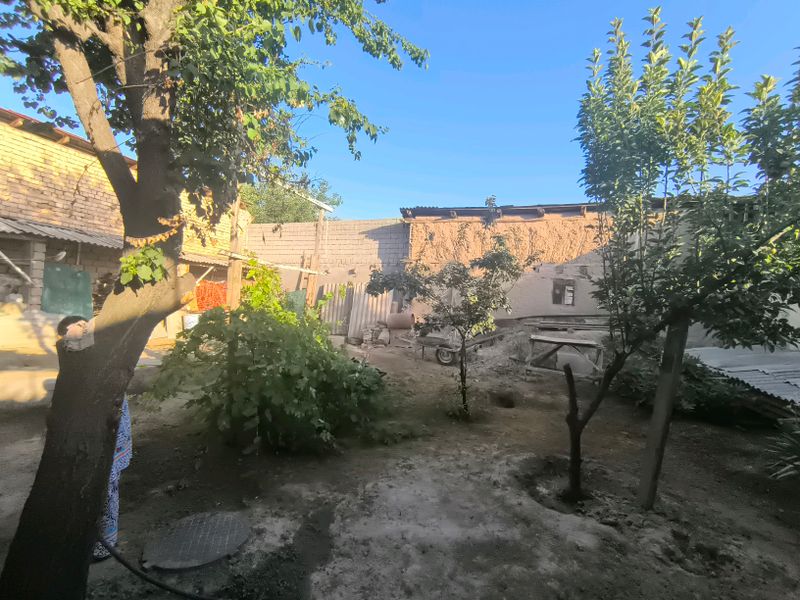 Srochno uy sotiladi Srochno uy sotiladi