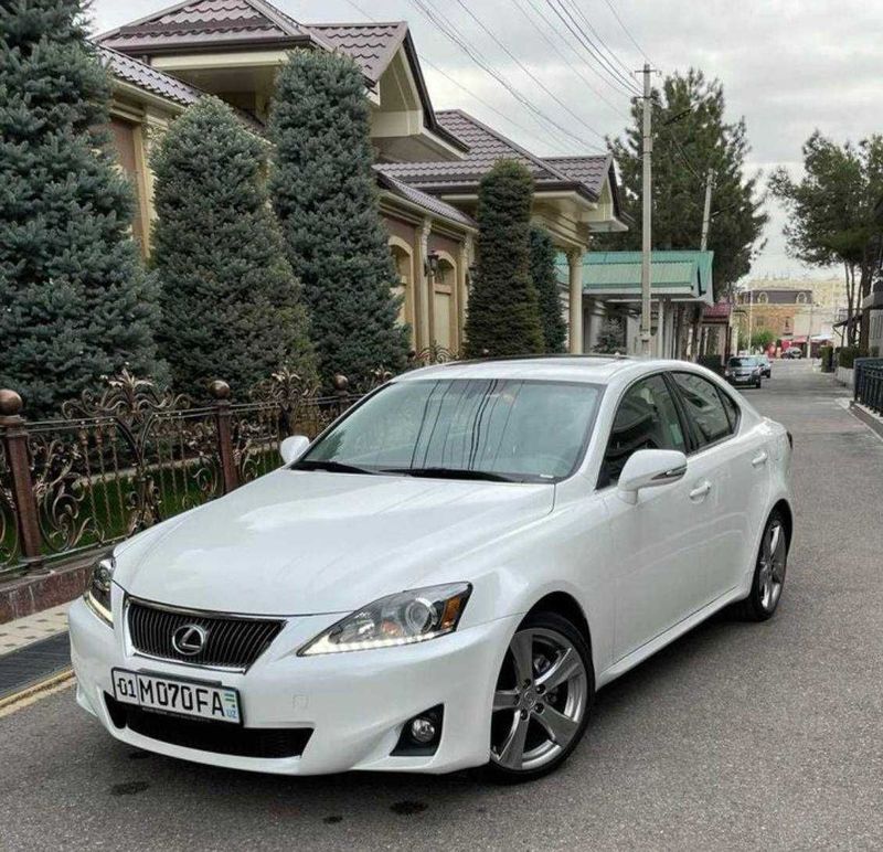 Продаю Lexus IS 250 Продаю Lexus IS 250