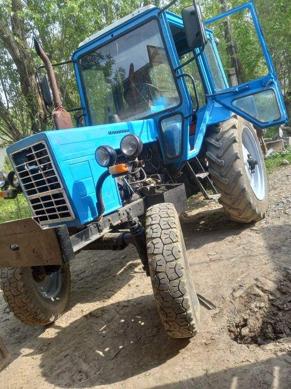 Srochna belarus traktor sotiladi Srochna belarus traktor sotiladi