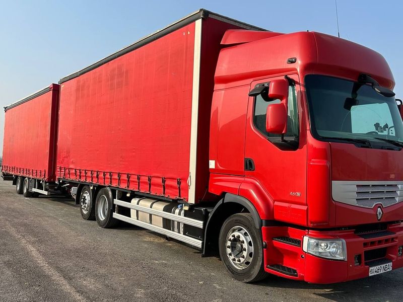 Renault паравоз + прицеп Сотилади Renault паравоз + прицеп Сотилади