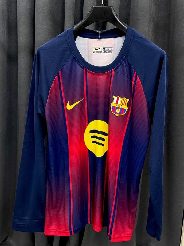 Yengi uzun kuzgi futbol formalar | Real va Barsa
