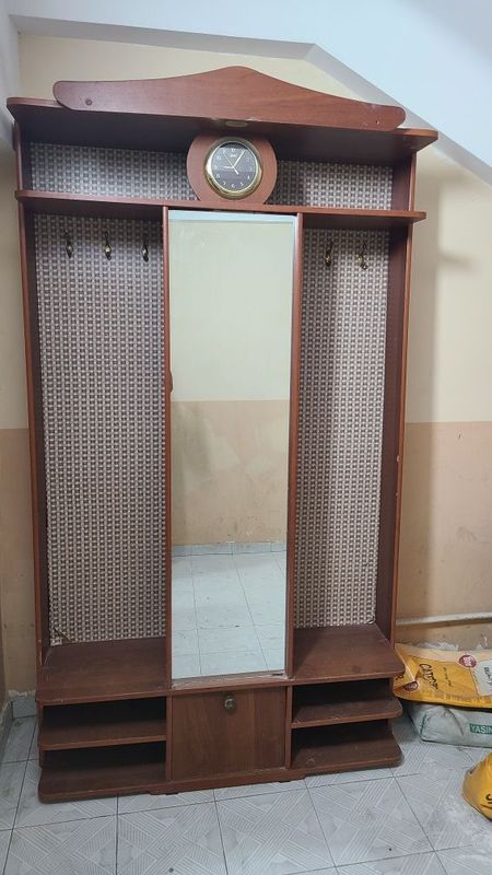 Karidor Shkaf ehik oldiga Karidor Shkaf ehik oldiga