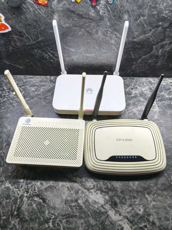 Wifi router sotiladi 3 ta