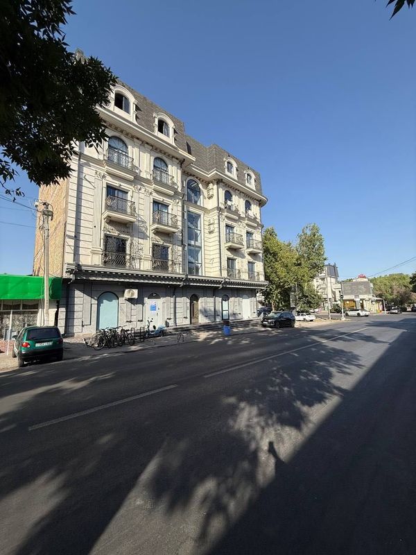 Продаётся Нежилое Помещение 323 м2 Луначарский Мирзо Улугбекский РУВД Продаётся Нежилое Помещение 323 м2 Луначарский Мирзо Улугбекский РУВД