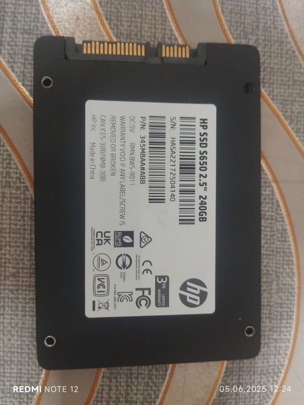 SSD сотилади холати зор.