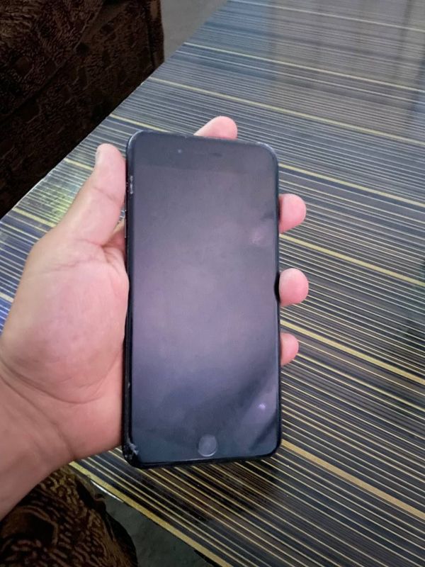 Iphone 7 plus holati yaxshi
